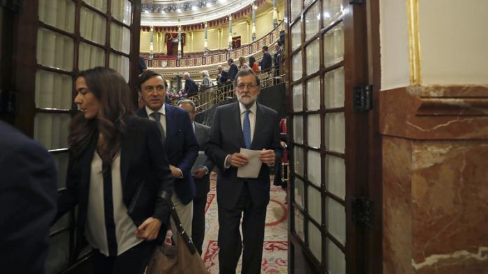 El PNB aprova els pressupostos mentre Rajoy manté el 155 a Catalunya