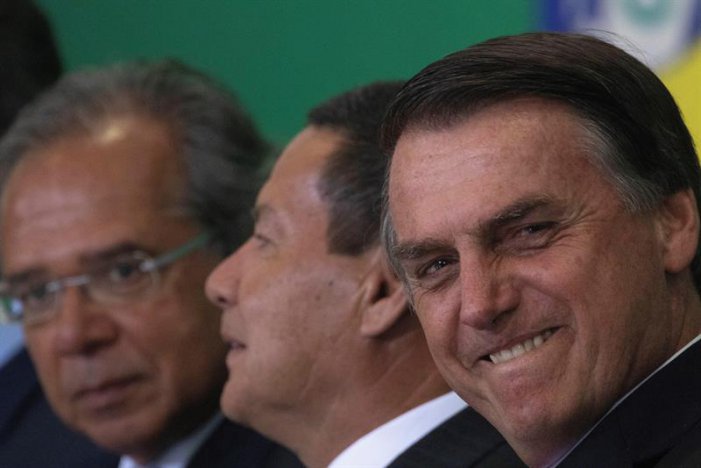 La primera setmana de Bolsonaro: 50 mesures per a una guerra contra els treballadors