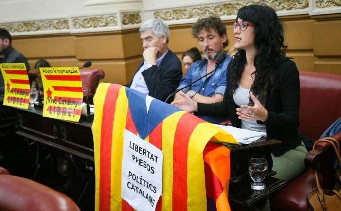 Laura Vilches: "Aquesta monarquia és hereva del règim franquista"
