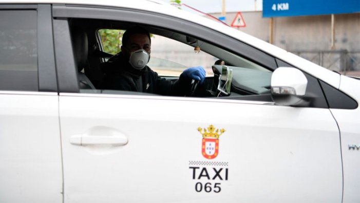Taxista assalariat: “la situació ja era precària abans de la pandèmia, ara és molt pitjor”