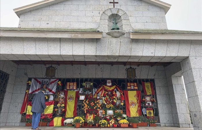 El govern porta gastat 125.000€ en la nova tomba de Franco