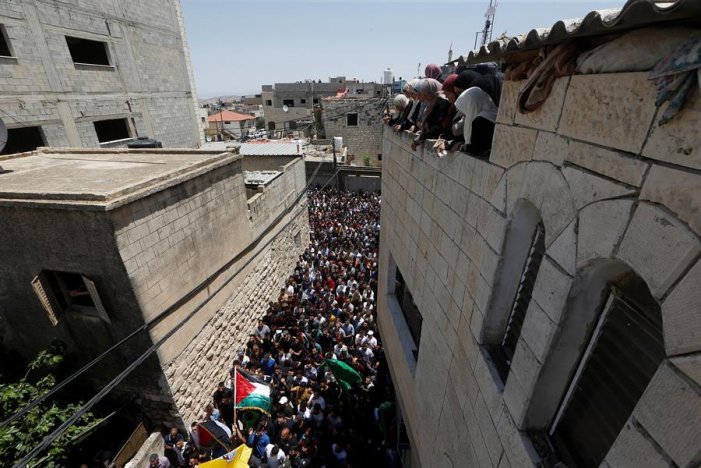 Els palestins criden a la vaga general contra els atacs d'Israel