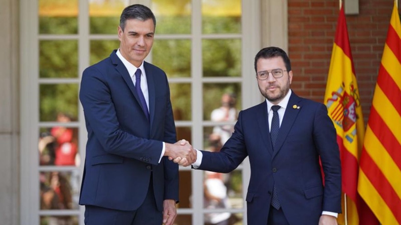 Sánchez i Aragonès pacten reunir la taula de diàleg per aquest juliol