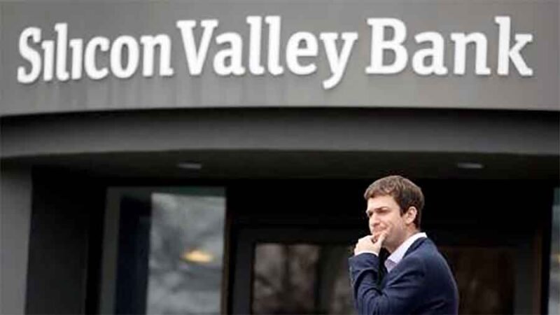 Crisi per la caiguda del Silicon Valley Bank: una altra vegada l'Estat salvant a les grans empreses?