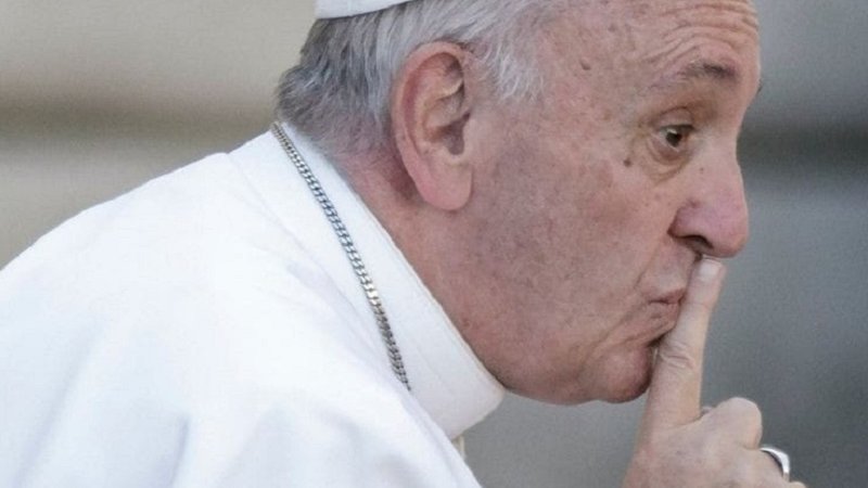 Jorge “Francisco” Bergoglio: deu anys d'un papat on la hipocresia és divina