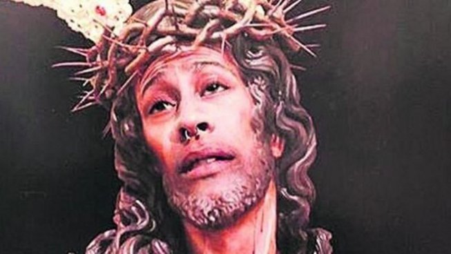 Gran suport al condemnat pel fotomontatge de la cara de Jesucrist
