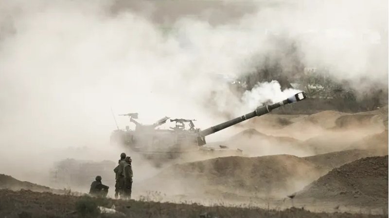 Israel realitza una gran incursió terrestre durant la nit a la Franja de Gaza