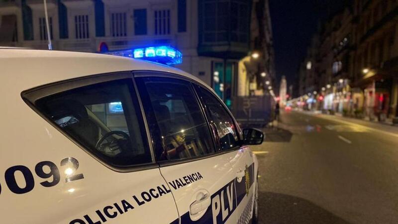 Reobren el cas de dos Policies valencians que van ser gravats inventant-se l'agressió d'un detingut