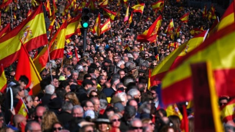 És urgent una gran mobilització independent per l'amnistia total i l'autodeterminació per enfrontar l'ofensiva espanyolista de la dreta