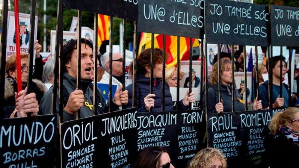  200 anys de presó contra el poble català