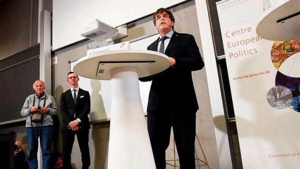 Puigdemont, amenaçat pel 155, proposat com a candidat a president de Catalunya