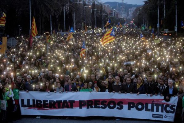 Llibertat als presos polítics! Per una Vaga General a Catalunya i mobilitzacions contra el Règim del 78 en tot l'Estat
